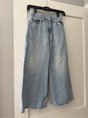 Girl’s Light Wash Wide Leg GAP Jeans